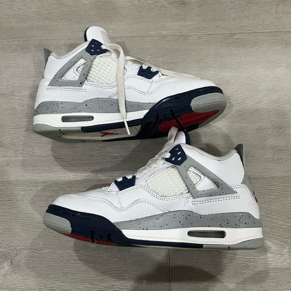 Nike Air Jordan 4 Retro White Sneakers